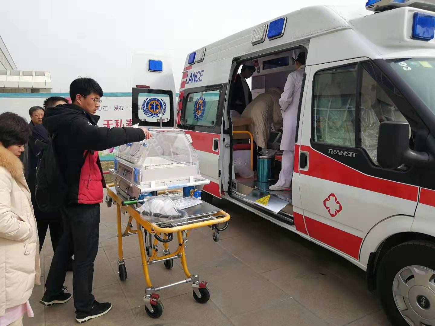 荆州救护车转院